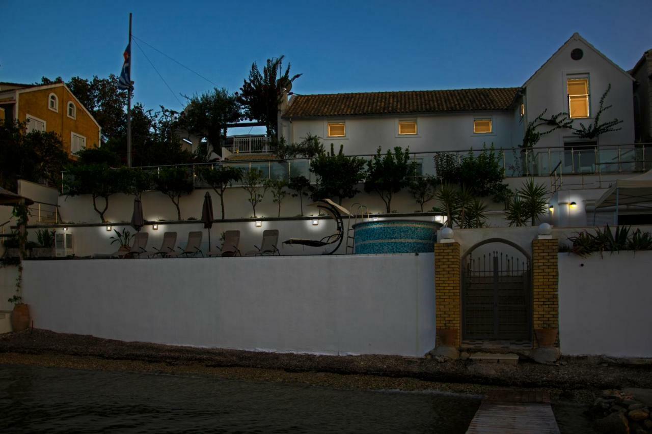 Villa Evita Mesongí Exterior photo